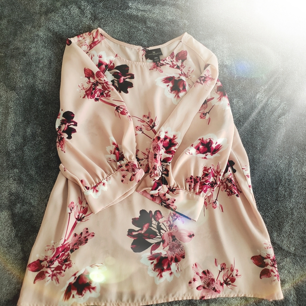 Pink floral quarter sleeve blouse